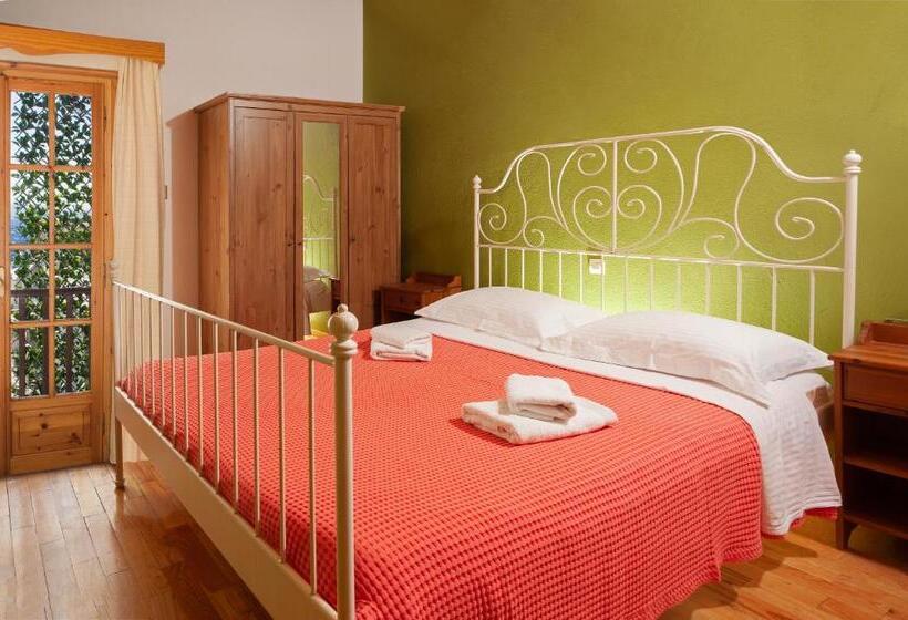 Classic room with balcony, Erofili Hotel And Suites