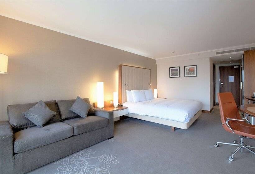 패밀리 룸, Hilton London Heathrow Airport Terminal 5