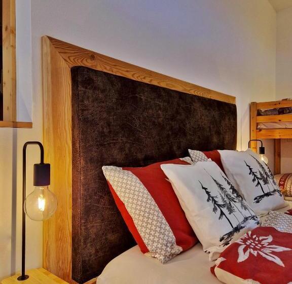 Quarto Quádruplo Estandar, B&b Ai Larici