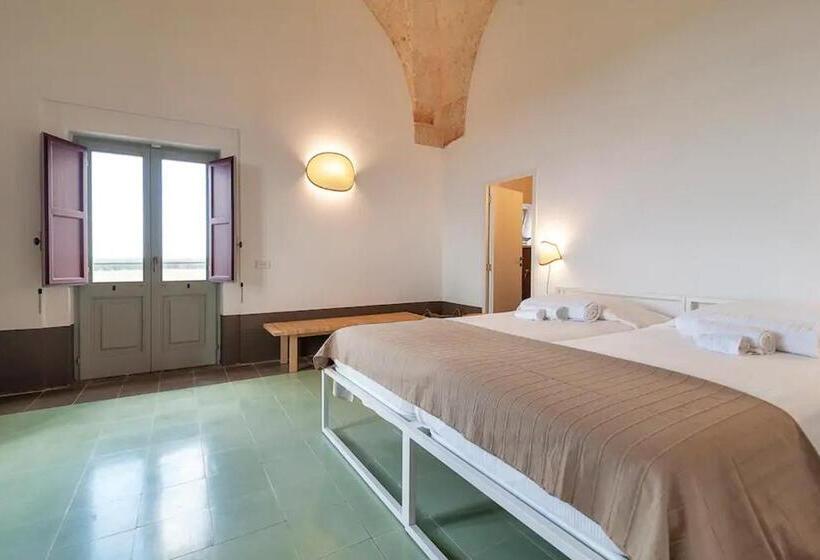 Номер Deluxe с Балконом, Masseria Pezza