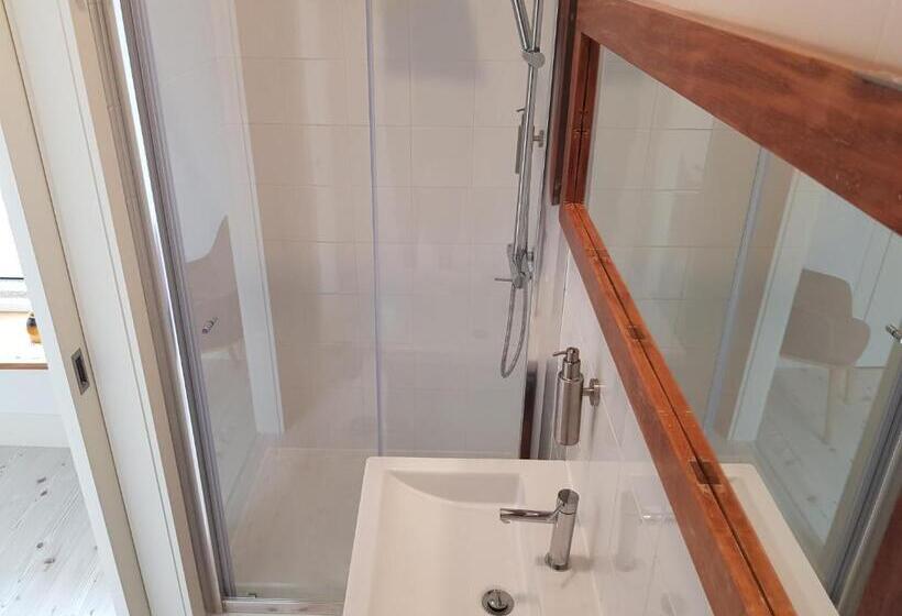 اتاق استاندارد, Cork Train Station Guesthouse
