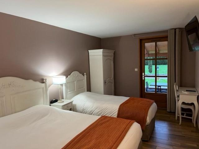 Номер Стандарт с Террасой, Village Motel