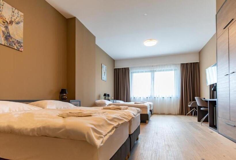 四人标准间, A22 Hotel Gyál