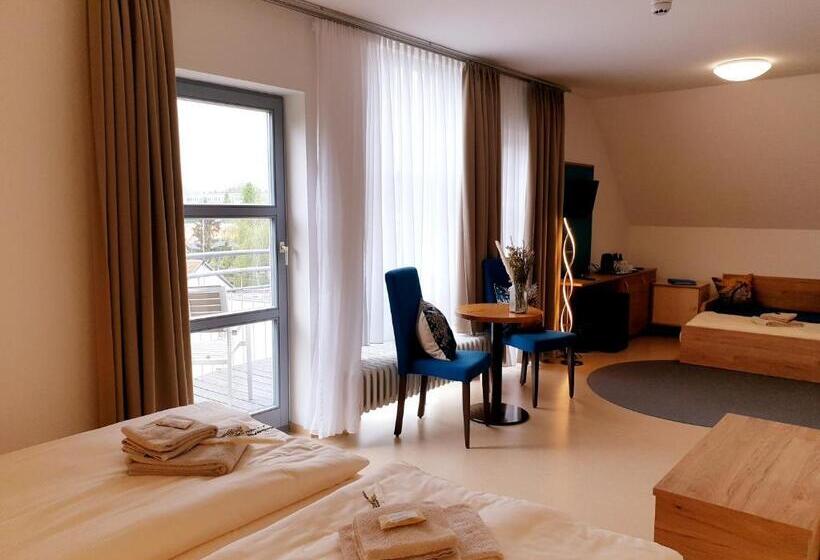 Семейный Номер, Pilgrims Inn Kreischa