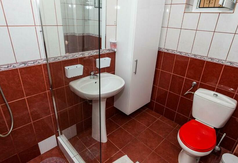 Апартаменты 1 Спальня Нижний Этаж, Casa Luca