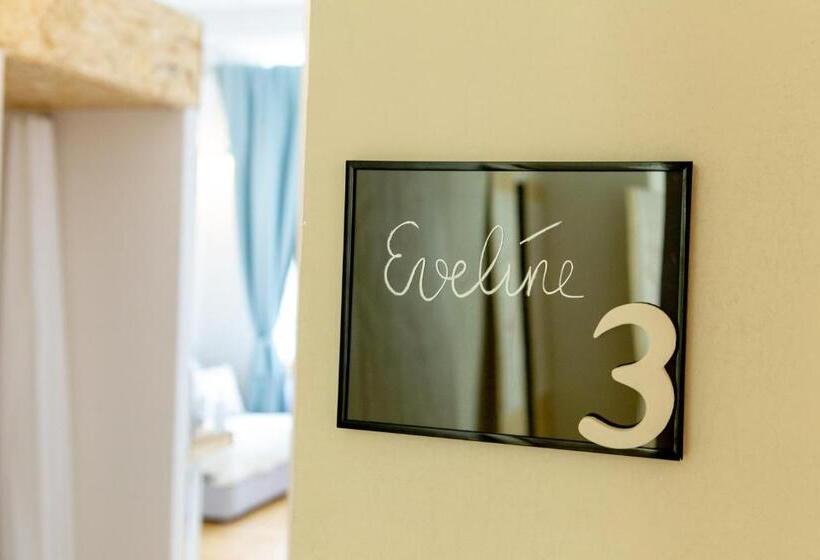 Семейное Студио, Sishaus Hostel