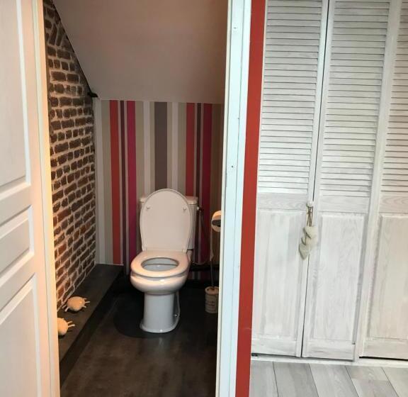 Номер Стандарт Трехместный, Chambres Privées Chez Le Particulier Aéroport Lille Lesquin