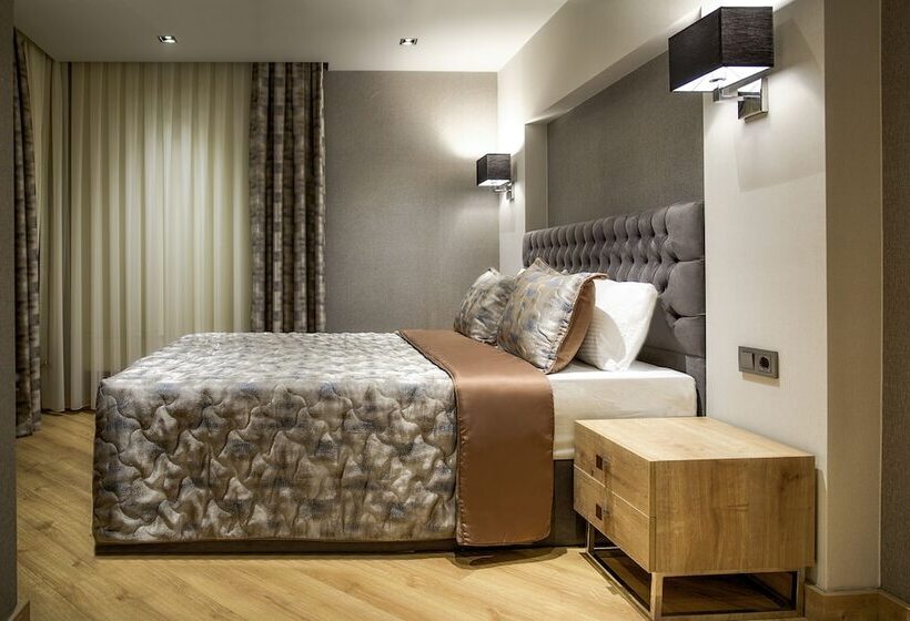 سوییت, La Boutique Hotel & Suites
