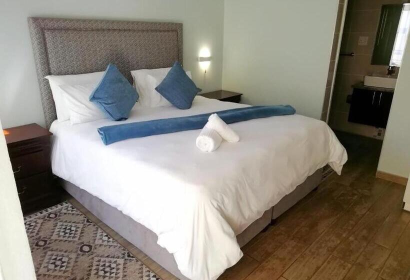 스탠다드 룸, Lucolo Palace B&b   East London