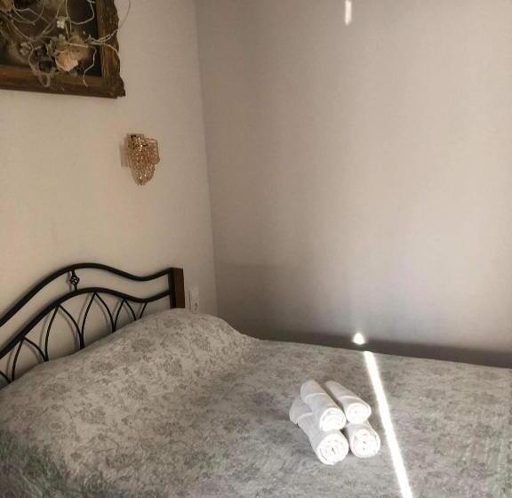 اتاق استاندارد چهار تخته, Dp Art Residence   Self Check In