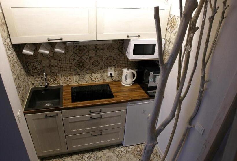 اتاق خانوادگی, Dp Art Residence   Self Check In