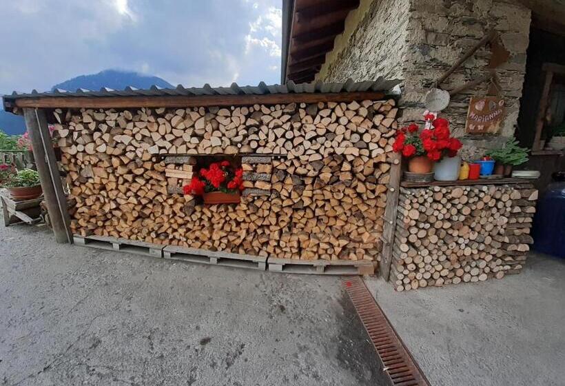 Семейный Номер Вид на Горы, Agri B&b Lou Col