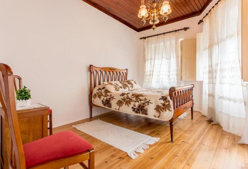 Студия Стандарт, Family Home  Lisboa