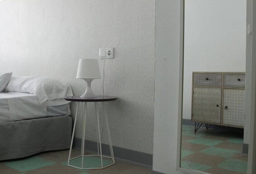 اتاق استاندارد با سرویس بهداشتی مشترک, Feel Hostels Soho Malaga