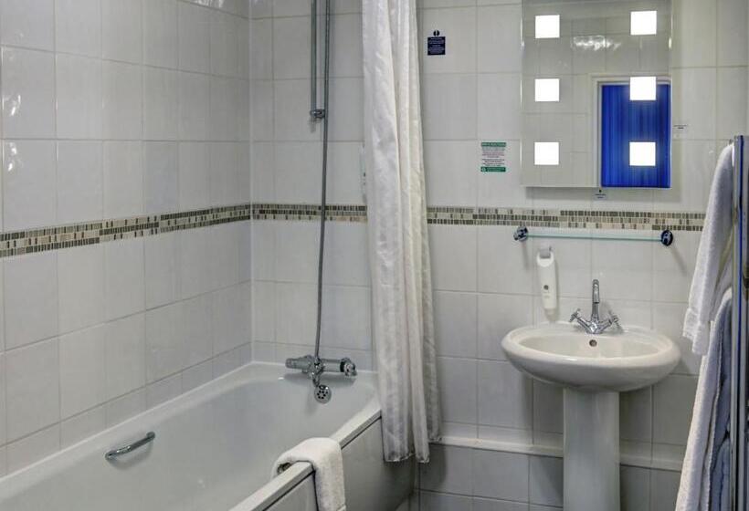 Номер Стандарт, Best Western Thurrock