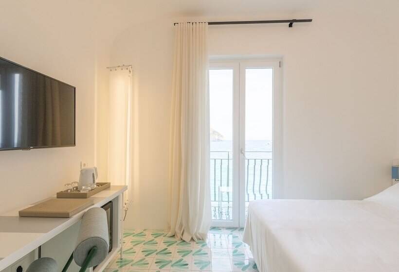 高级海景房, Miramare Sea Resort & Spa