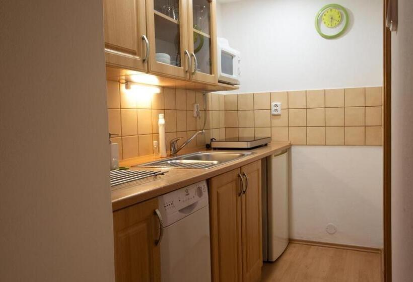 패밀리 아파트, Apartmány Bramborka