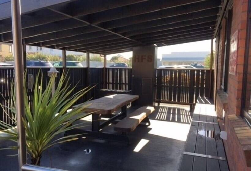 Студия Стандарт, Hokitika Fire Station Boutique Accommodation