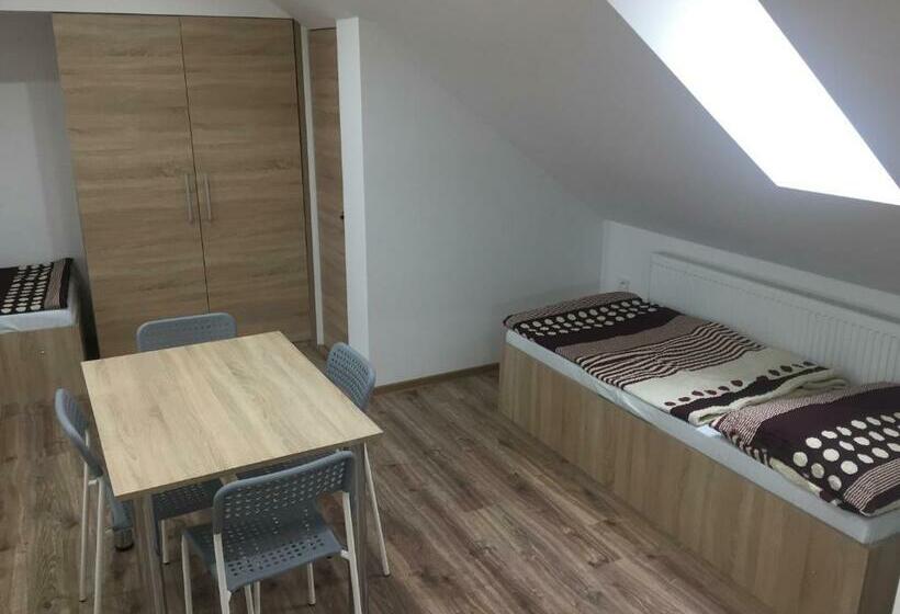Семейный Номер, Sunny Apartman