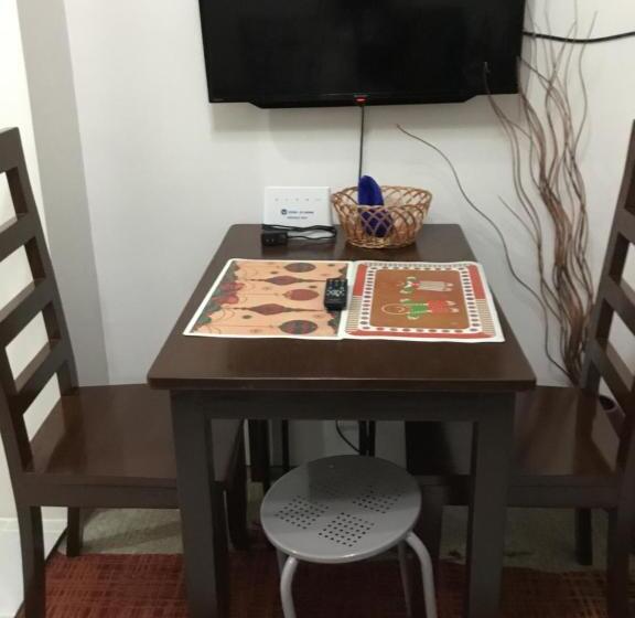 شقة غرفة واحدة مطلة على حمام السباحة, Condo With Free Swimming Pool & Viewing Deck
