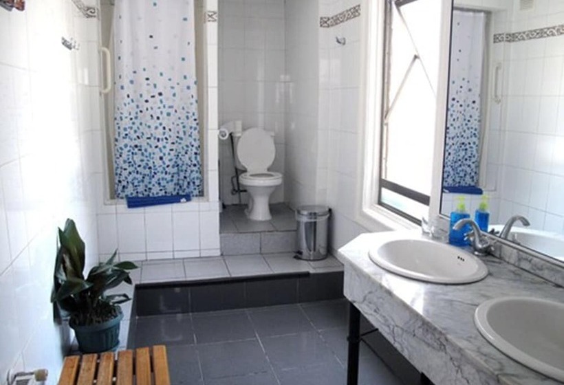 标准单人间共用浴室, Hostel Casaltura