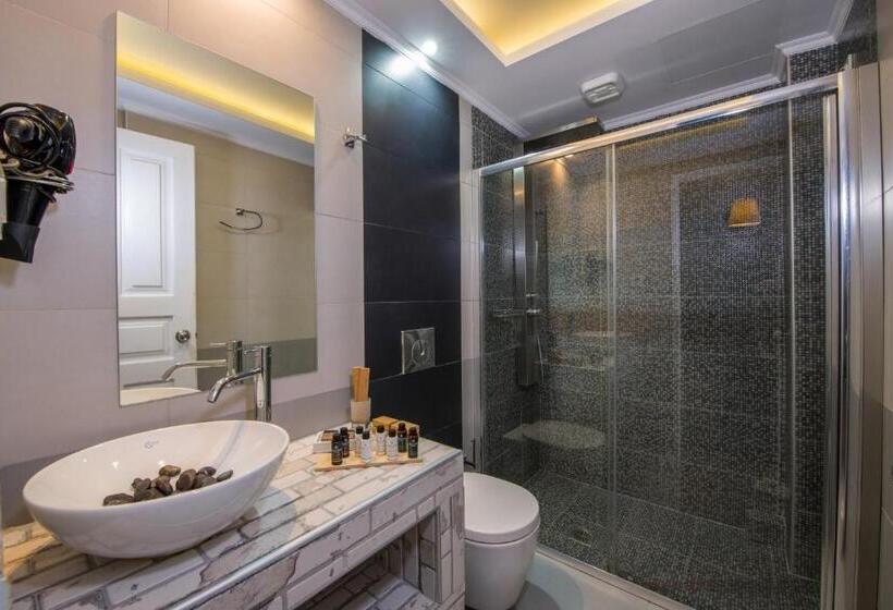 Студио Стандарт Вид на Бассейн, Seagull Hotel And Apartments