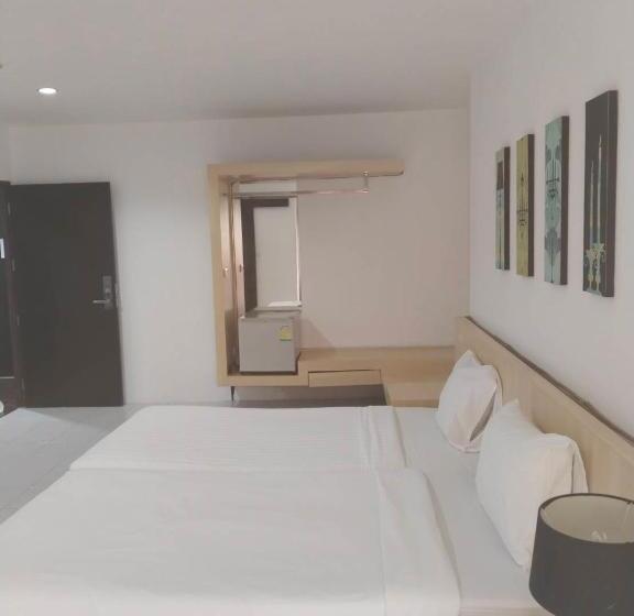 标准间带阳台, Urban Patong Residence
