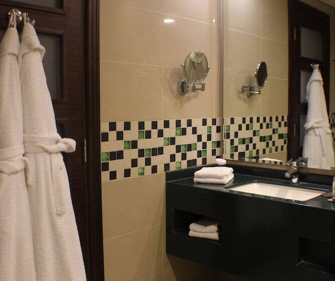 Полулюкс Вид на Море, Doubletree By Hilton Hotel Aqaba