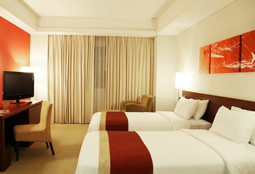 Habitación Deluxe, Java Paragon Hotel & Residences