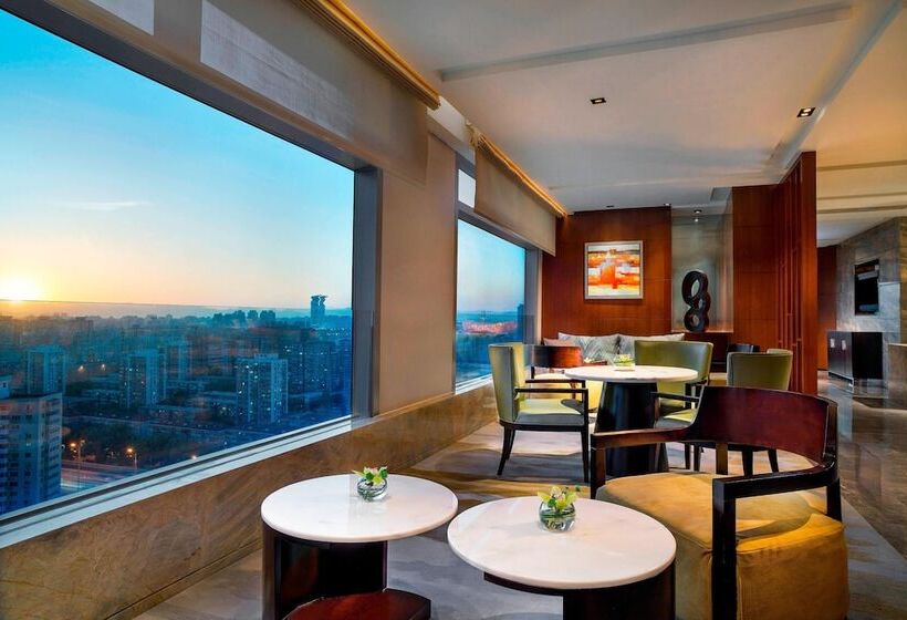 Люкс Клуб, Sheraton Grand Beijing Dongcheng