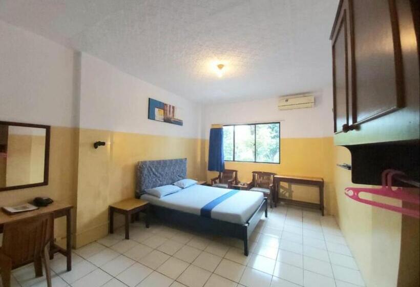 Номер Deluxe, Sentosa Hotel & Restaurant   Tersertifikasi Chse Dari Kementerian Pariwisata Dan Ekonomi Kreatif