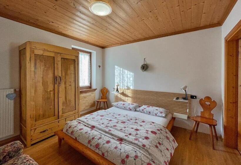 Номер Deluxe с Балконом, Casa Cadore