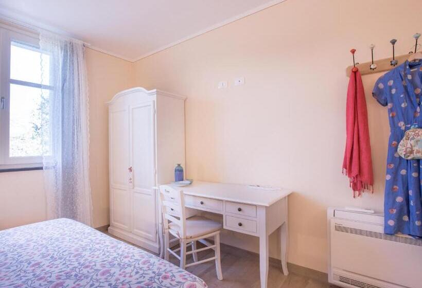 Chambre Quadruple Standard, Creuza De Legnà