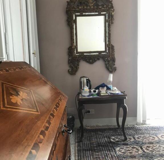 اتاق استاندارد یک نفره, Casa Di Nonna