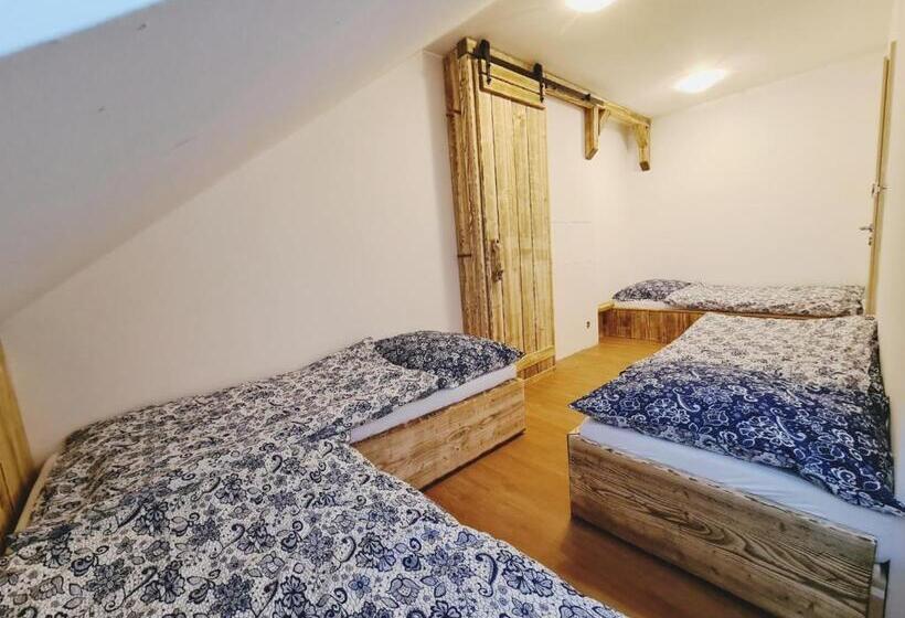 Люкс 3 Спальни, Apartmán Marie