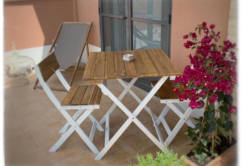 اتاق لوکس خانوادگی, Countryhouse64