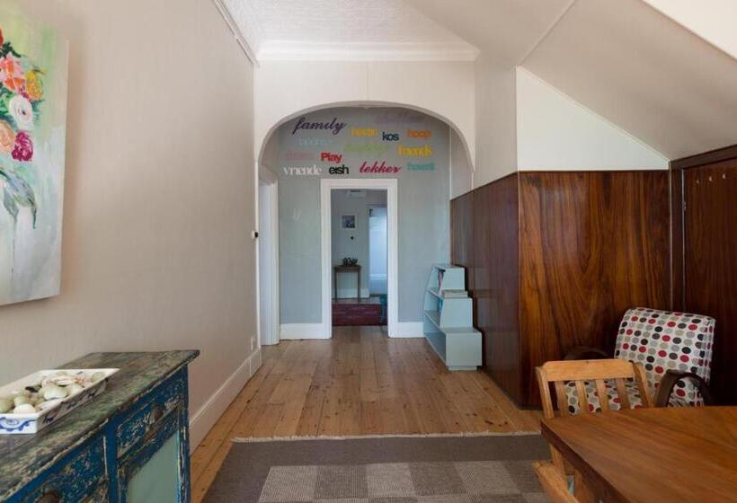 Quarto Familiar, Chartfield Guesthouse