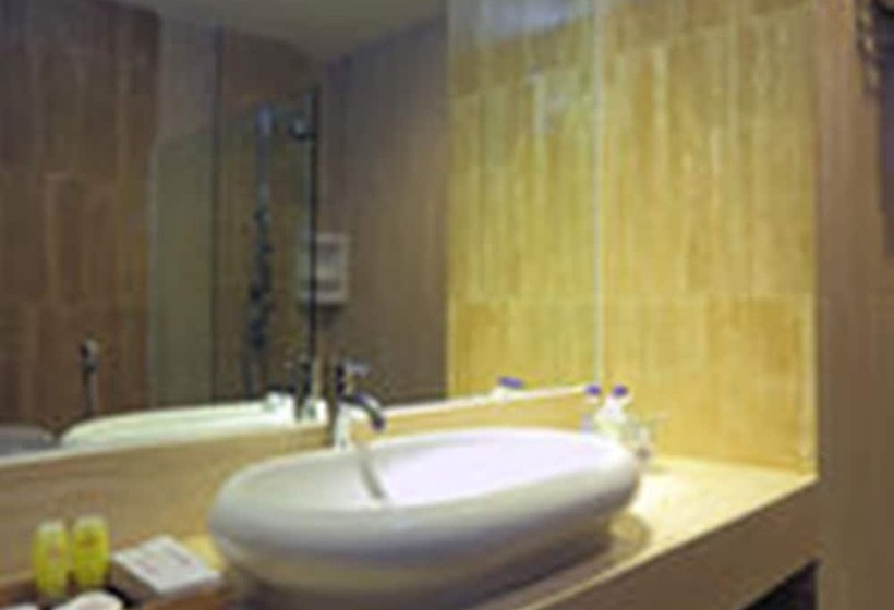 Номер Superior, Lombok Plaza Hotel And Convention