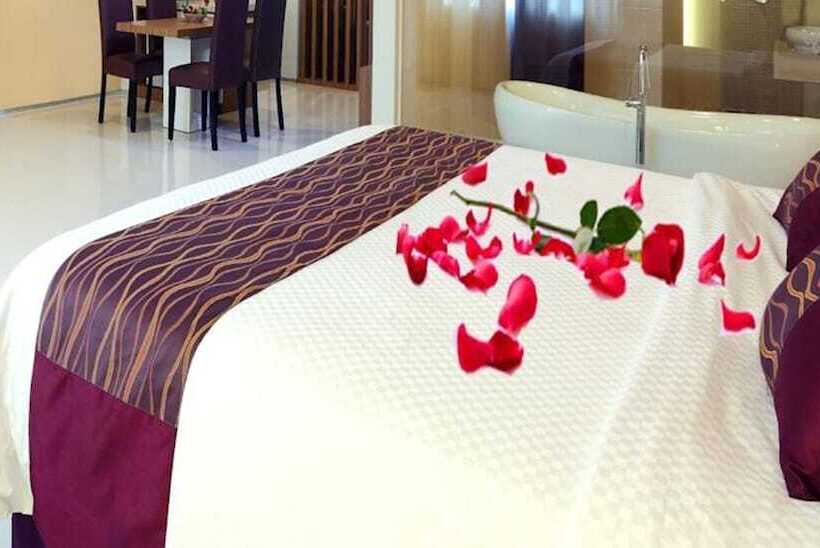 Svit, Lombok Plaza Hotel And Convention