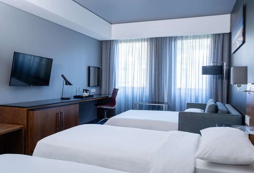 Номер Стандарт, Radisson Hotel Cape Town Foreshore
