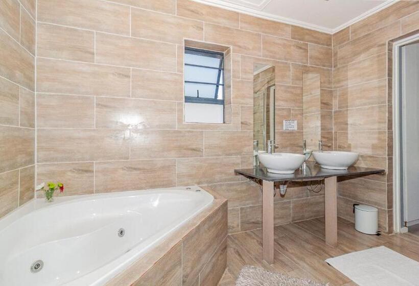 Номер Deluxe Кровать Кинг, Bloubergstrandlodge