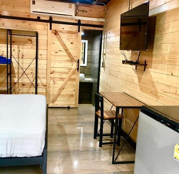 Номер Стандарт с Террасой, The Loft Resort Kabin Buri