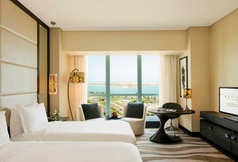 Номер Клуб Вид на Море, Sofitel Abu Dhabi Corniche