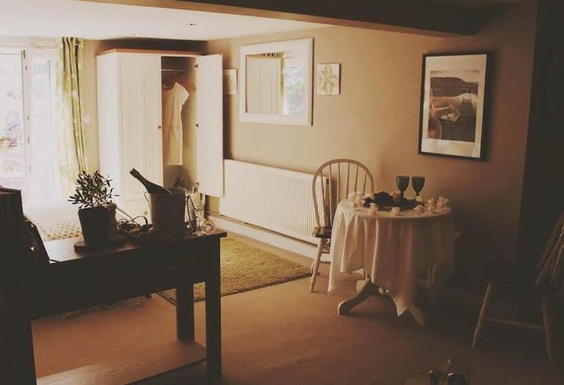 Suíte Júnior Deluxe, Glanmor Garden Apartment