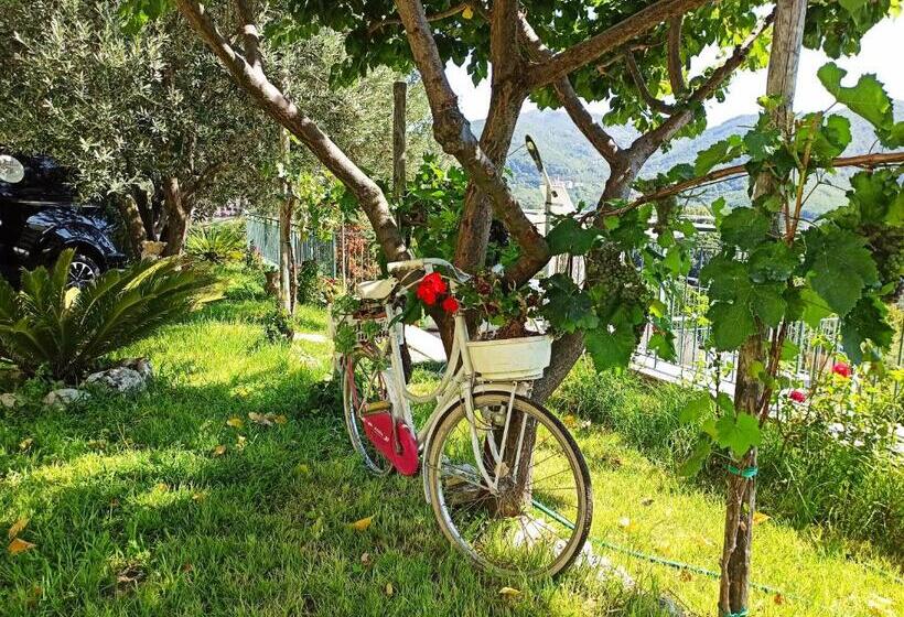 Quarto Estandar, La Roccia Incantata Amalfi Coast