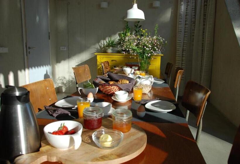 스탠다드 룸 킹사이즈 침대, Mooij Bed En Breakfast