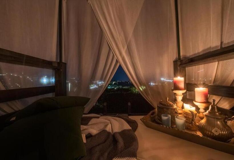 اتاق استاندارد با وان آب گرم, Tra Gli Alberi E Il Mare
