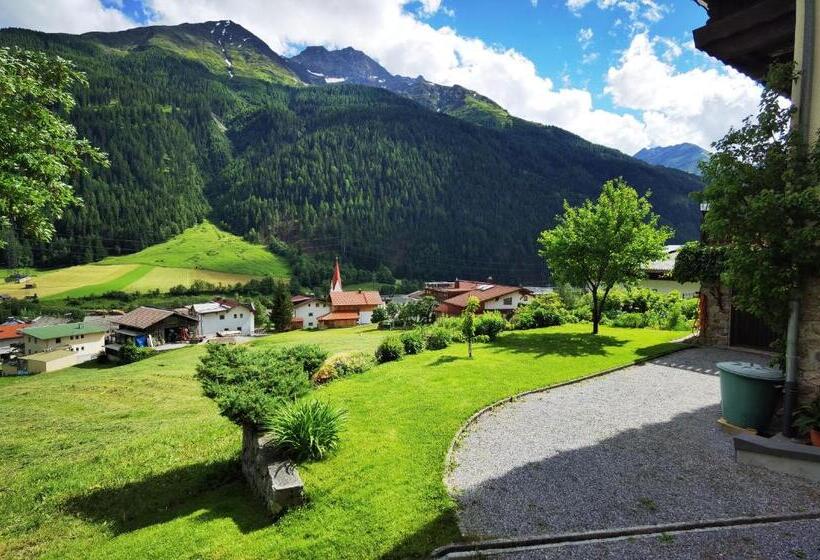 آپارتمان 1 خوابه با چشم‌انداز, Gästehaus Scherl
