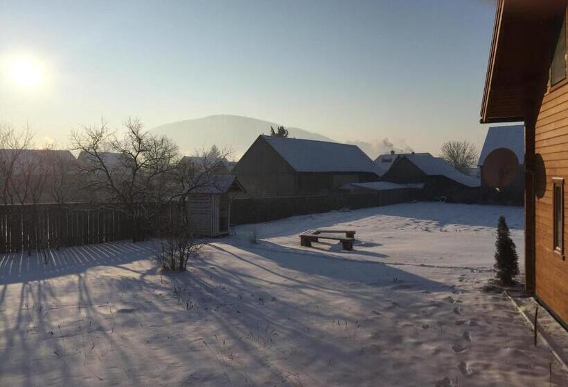 Семейный Номер Вид на Сад, Nimfa Apartments