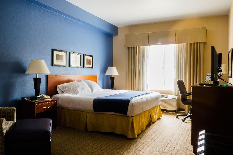 Номер Executive Кровать Кинг, Holiday Inn Express Hotel & Suites Acme Traverse City, An Ihg